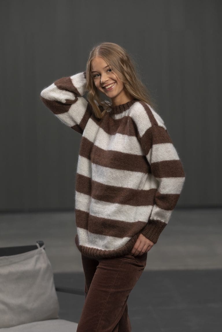 Product image for VIKING - LOLA GENSER 2203-4