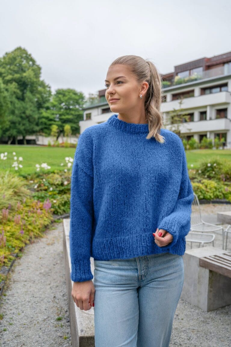 Product image for DSA - ÅSTA GENSER KONGEBLÅ 114-02G