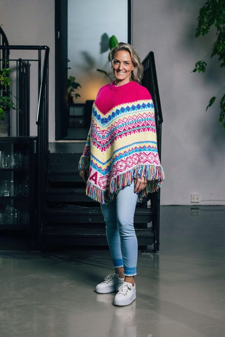 Product image for UTOPIA KORT PONCHO 119-03