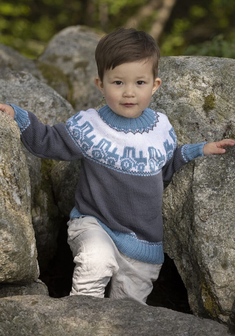 Product image for TRAKTOR GENSER 2323-1