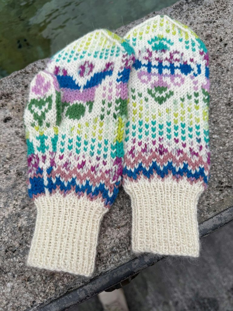 Product image for LITJÅSEN VOTTER 482-07