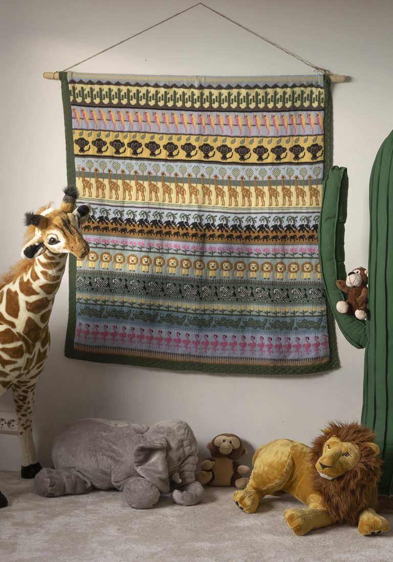 Product image for DYRENE I AFRIKA TEPPE 2401-7