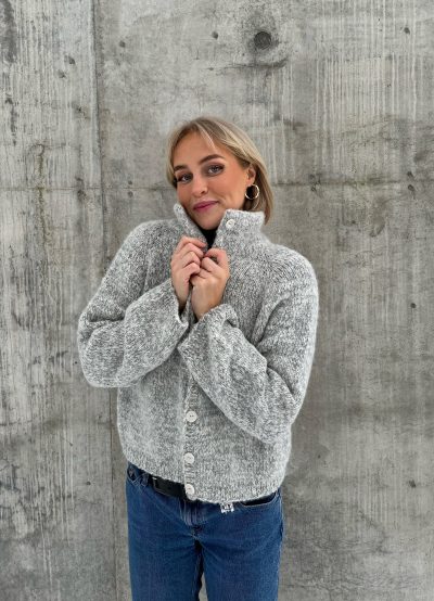 NØKKEN CHUNKY CARDIGAN BY ØYUNN KROGH 06-08