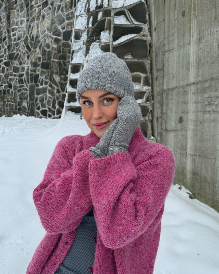 Product image for JOMFRULAND LUE BY ØYUNN KROGH 06-14