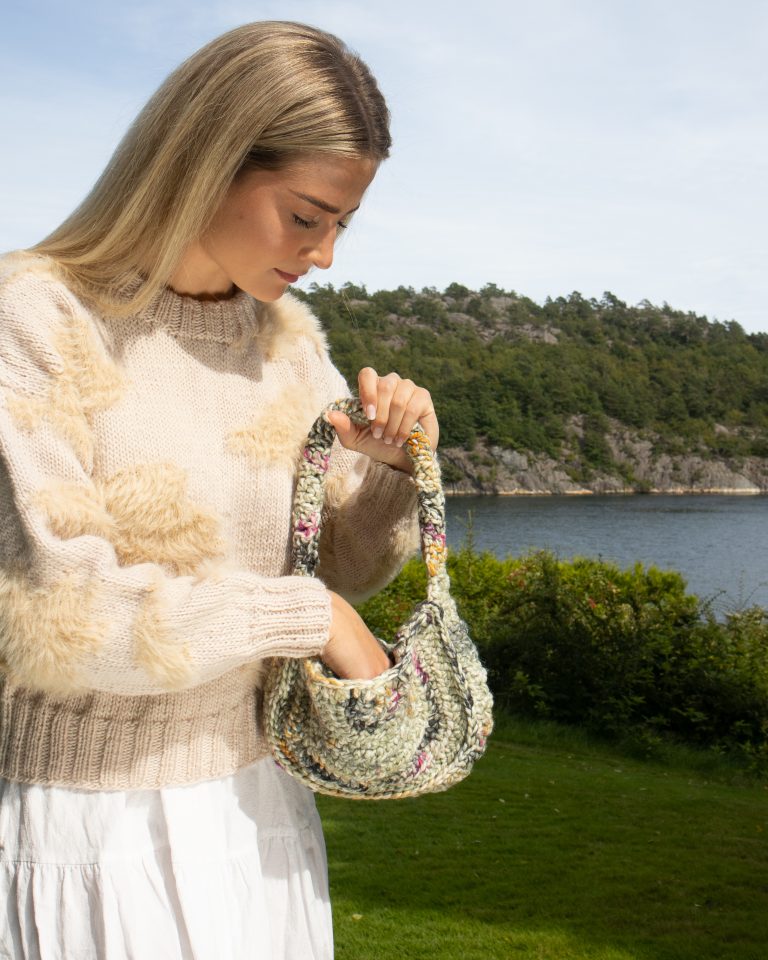 Product image for VERA VESKE 322-05