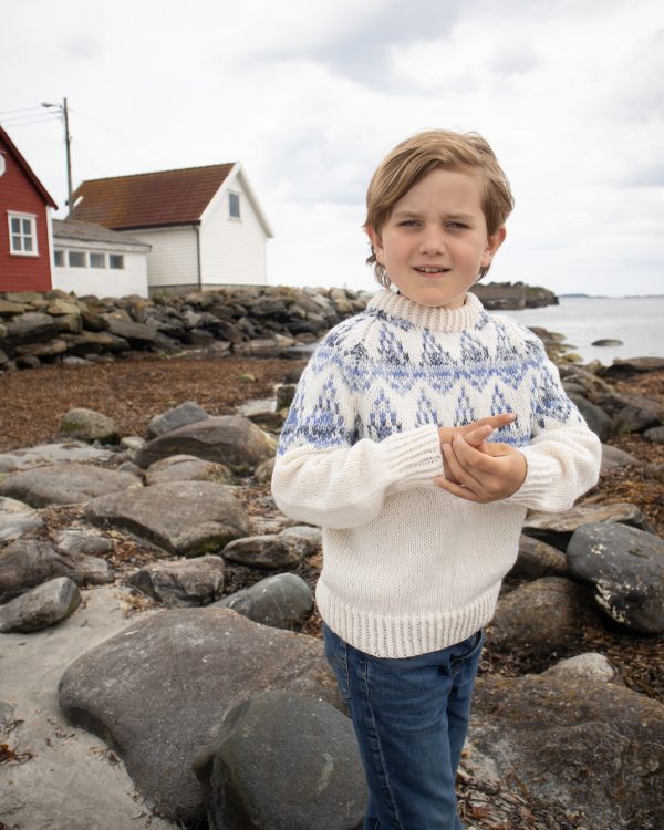 EVENTYRLIG GENSER 486-22A
