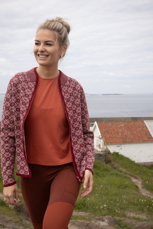 FERDIGSTRIKK - BRIKSDAL JAKKE BURGUNDER