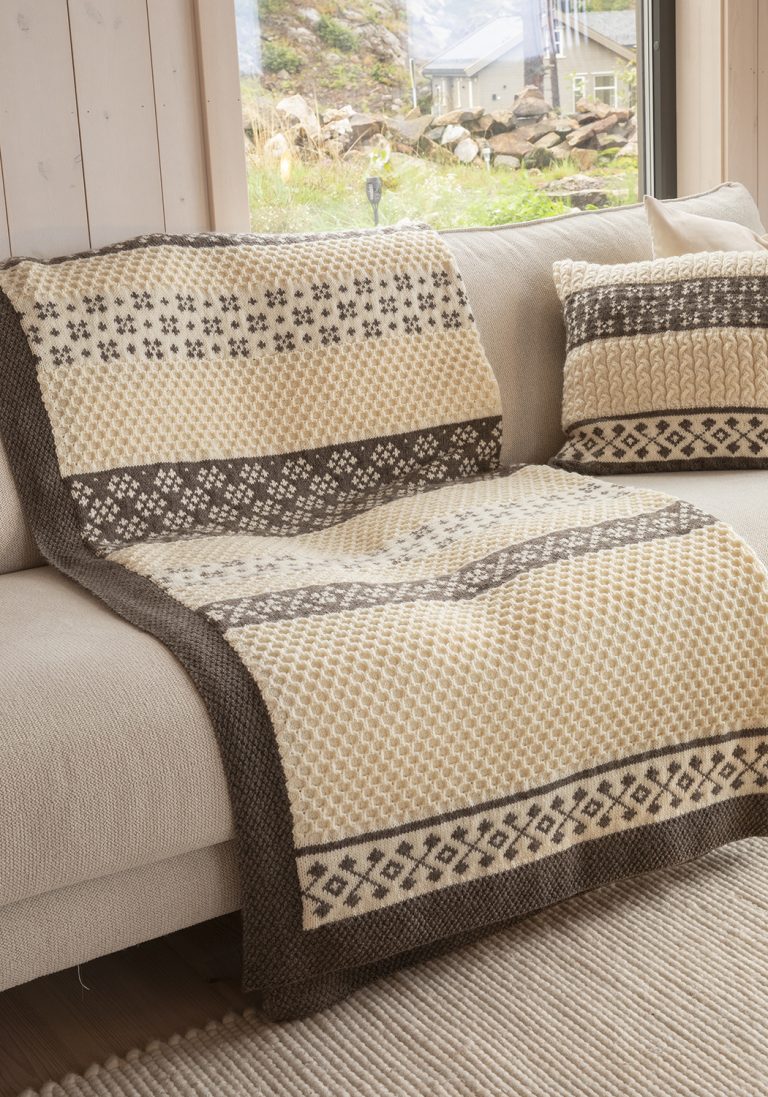 Product image for JINNY PLEDD 2427-8